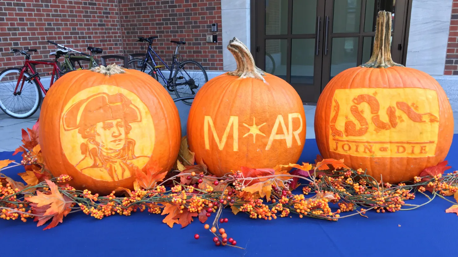 Moar Carved Pumpkins