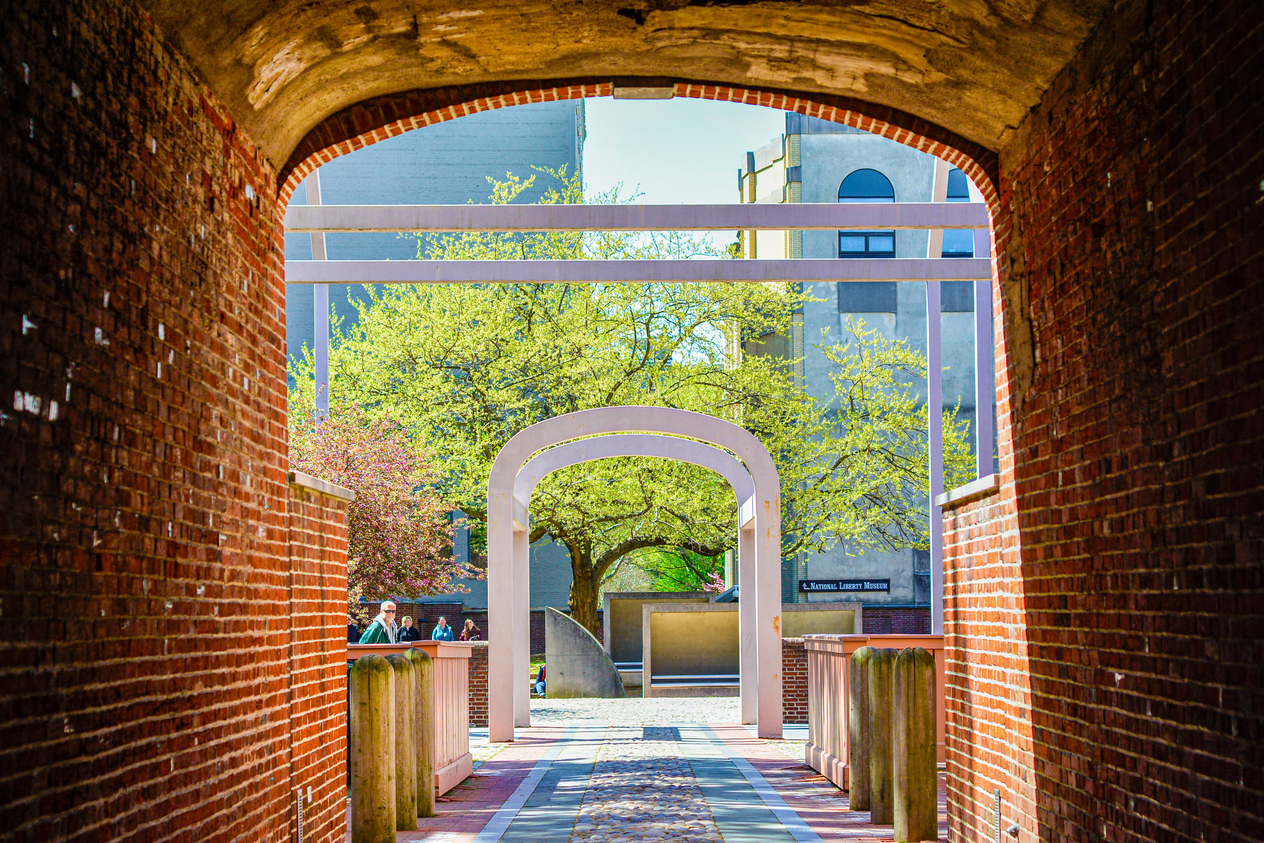 Benjamin Franklin House in Old City Philadelphia looking through the archway.